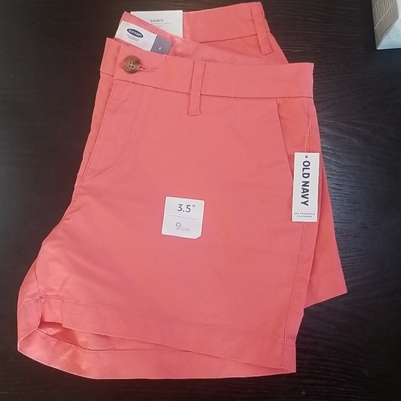 Old Navy Shorts - Picture 1 of 3